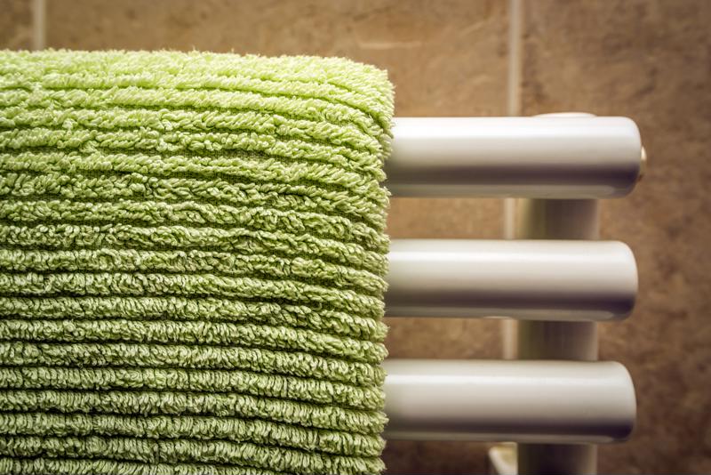 Feel the comfort of warm towels. 