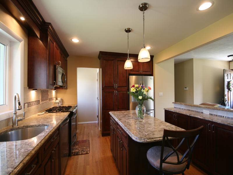 Undermount sinks work best with stone countertops.