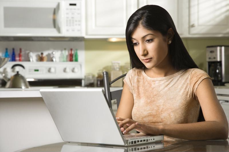 Online resources help patients stay informed and engaged.