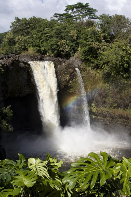 There's nothing more romantic than a waterfall hike through the Hawaiian countryside. 