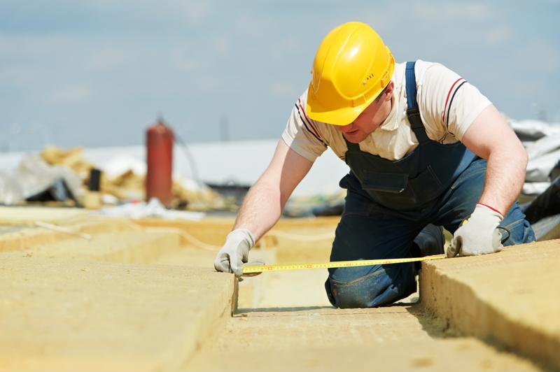 Workers in outdoor environments are at higher risk for heat-related illness, especially during their first days on the jobsite. 