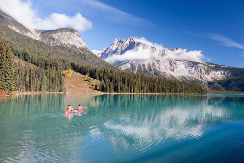 Nothing gets more scenic than cruising past Emerald Lake at Yoho National Park. 