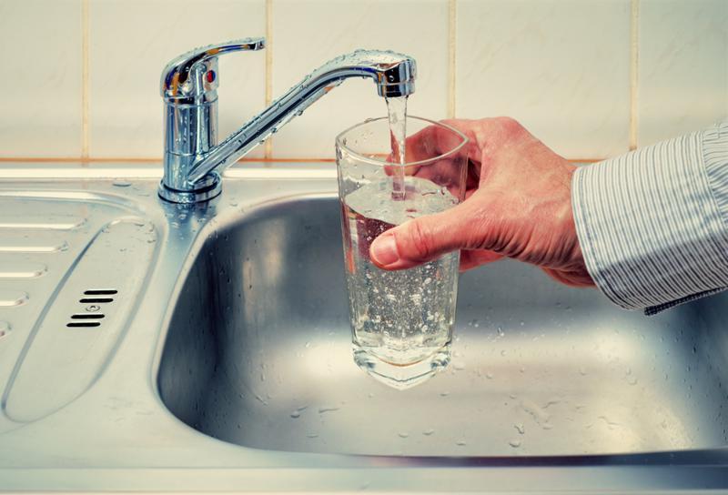 Many communities fluoridate their water because of the health benefits deriving from the mineral. 