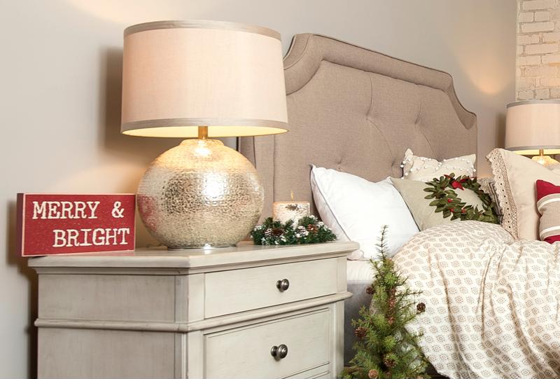 Bring the holiday cheer to the guest room.